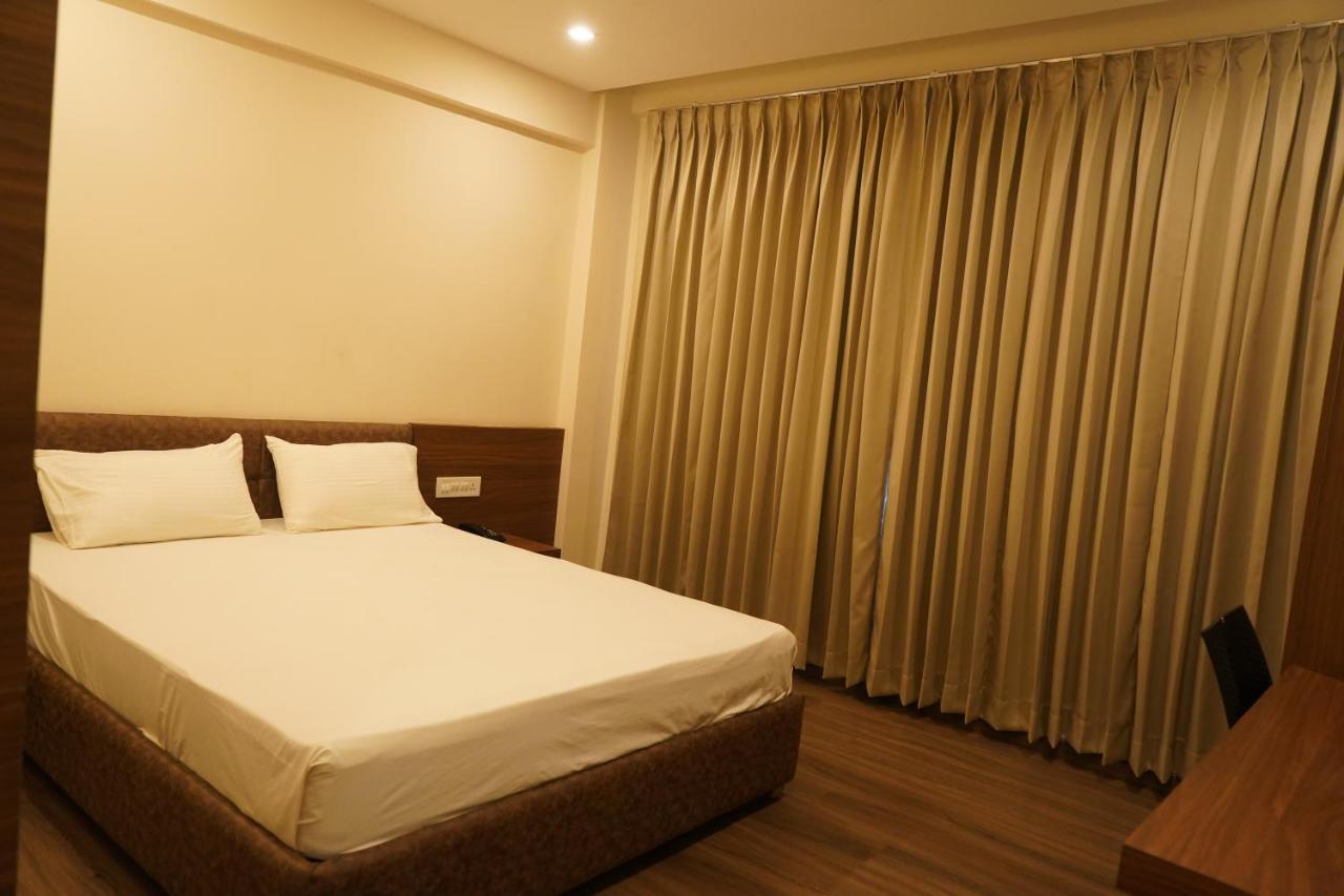 Hotel Bekal International Kāsaragod Esterno foto